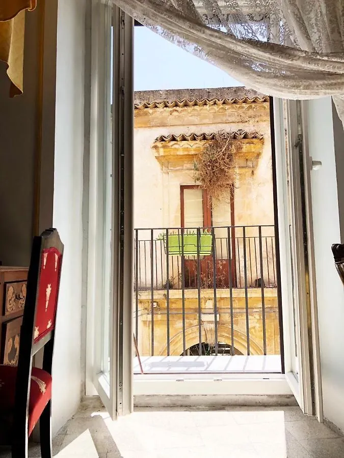 Suite 120 Noto Affittacamere